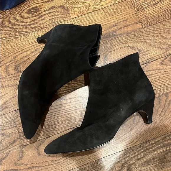 PRADA 38.5 suede Elegant Black Women's Ankle Boots - Picture 2 of 4